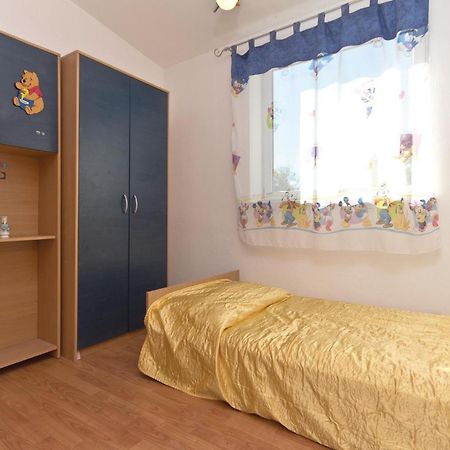 3 Bedroom Gorgeous Apartment In Marcana Bagian luar foto
