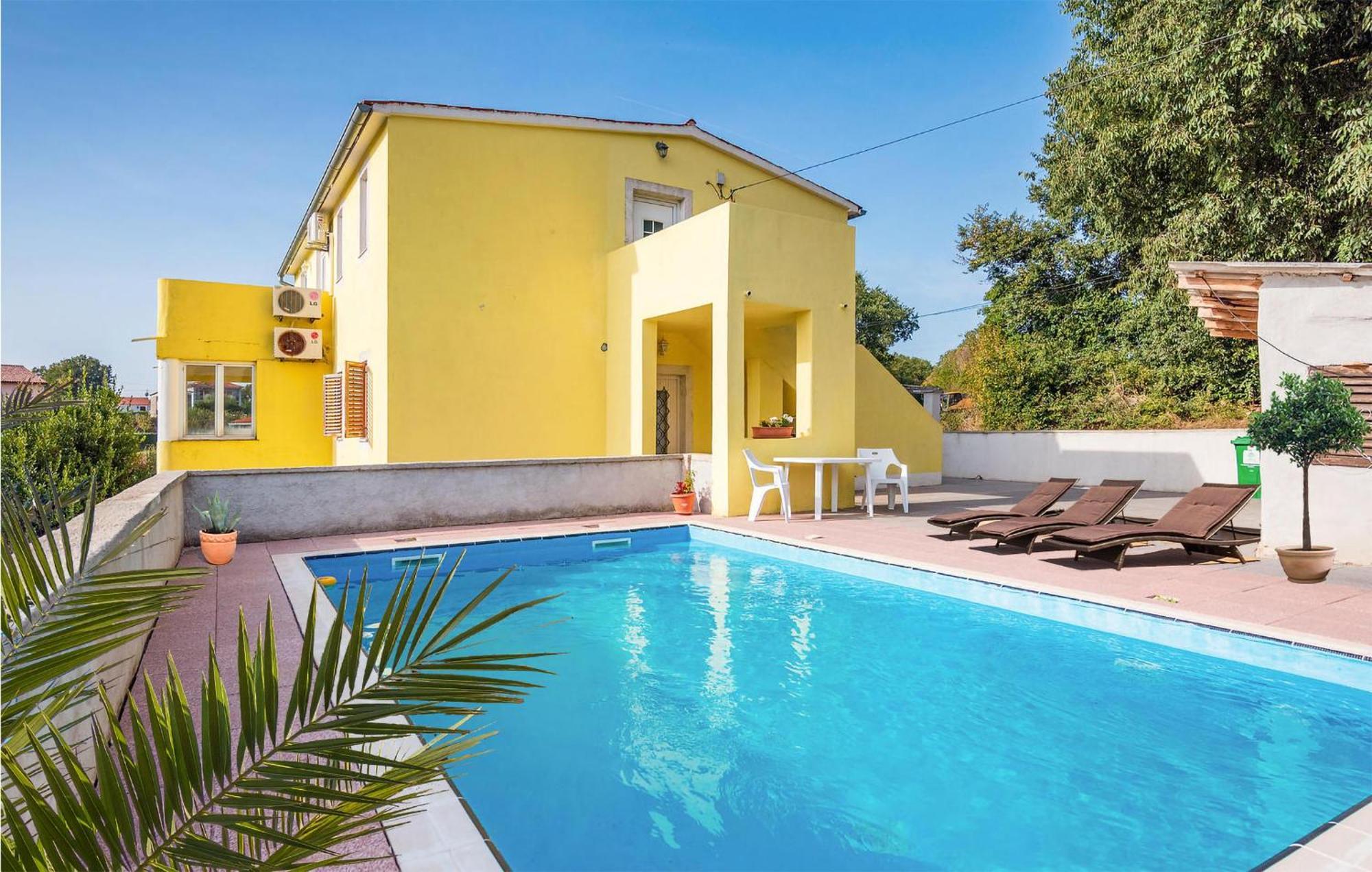 3 Bedroom Gorgeous Apartment In Marcana Bagian luar foto